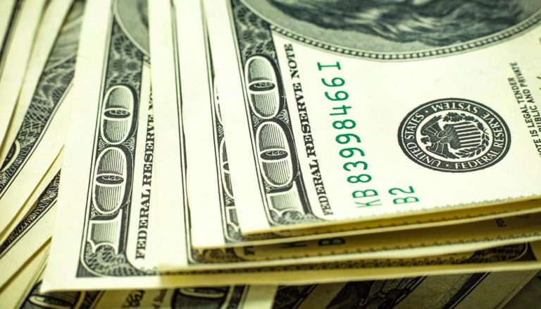 Dólar blue en alza: cerró la semana a $1.345 y genera preocupación en los mercados