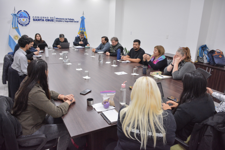 Paritaria Central: el Ejecutivo Provincial ofertó un 13% de aumento salarial y habrá un nuevo encuentro el viernes