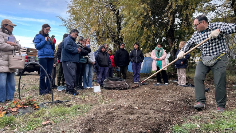Punto Orgánico participó de una capacitación sobre poda de salicáceas junto a la UNPA-UACO e INTA