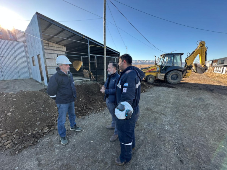 Berasaluce supervisó obras, anunció nuevos proyectos y mantuvo una intensa agenda de trabajo en la Cuenca Carbonífera