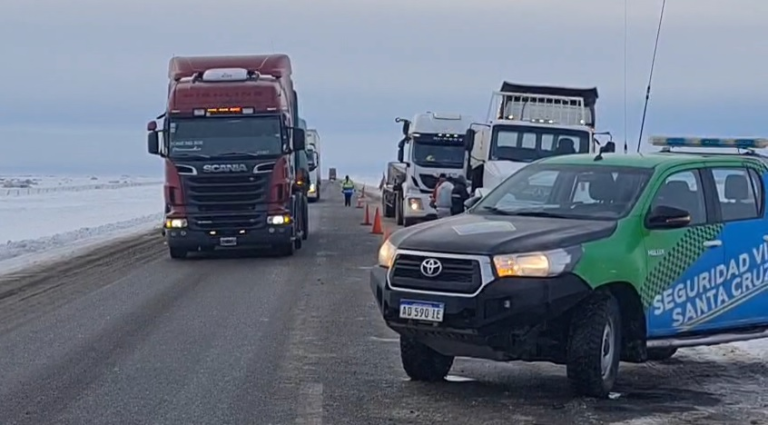 Santa Cruz activó un operativo preventivo en rutas y restringe la circulación