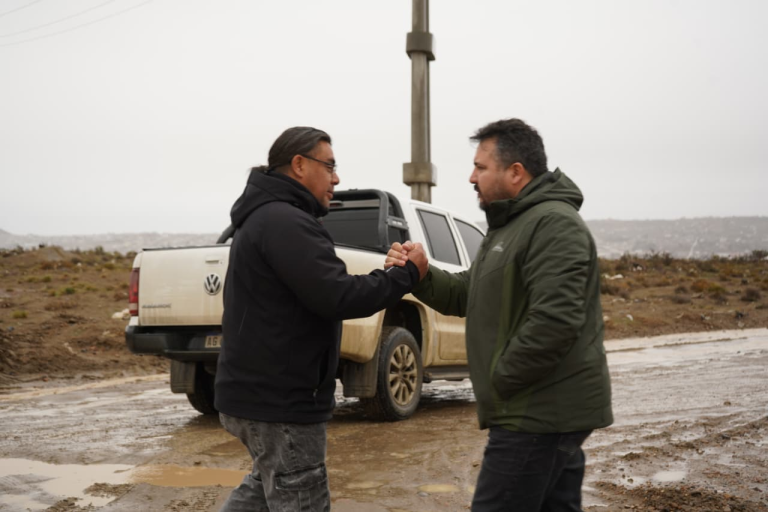 El Municipio y Protección Civil ejecutan un operativo con camiones de succión en puntos críticos de la ciudad