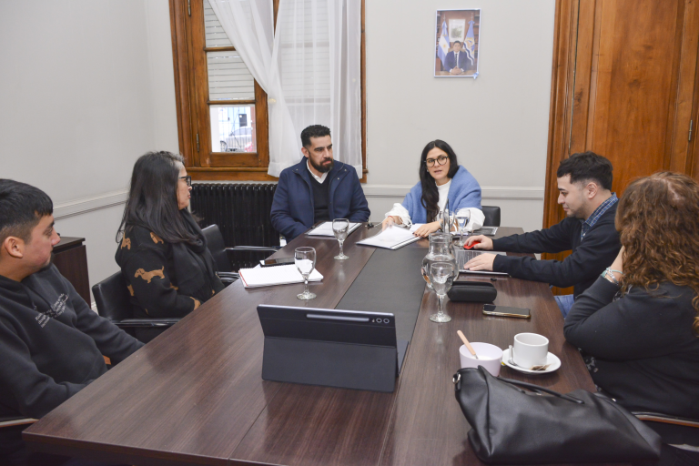 Galarza: “Presentamos proyectos que van a generar trabajo e ingresos para Cañadón Seco”